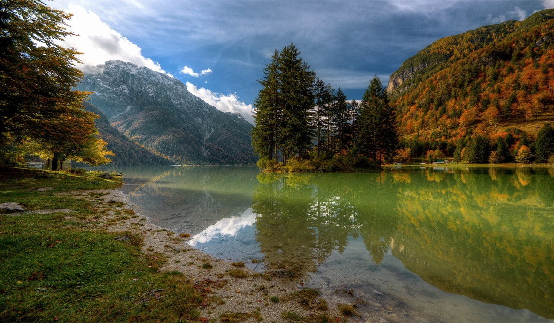 Lago del Predil by Boštjan Peterka