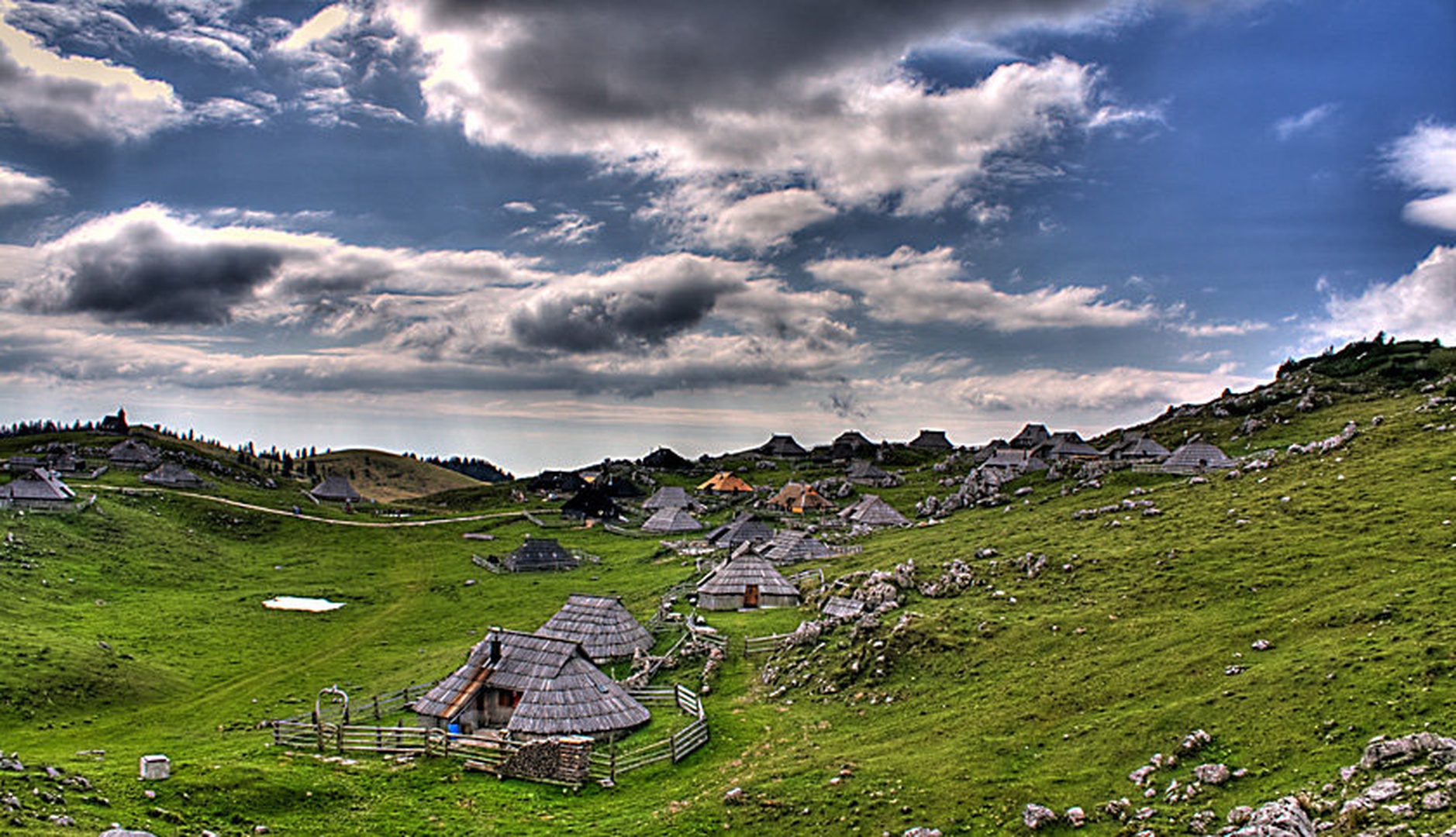Velika planina by Boštjan Peterka