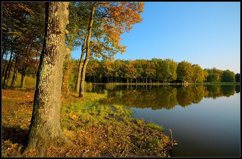 Bukovniško jezero by Boštjan Peterka