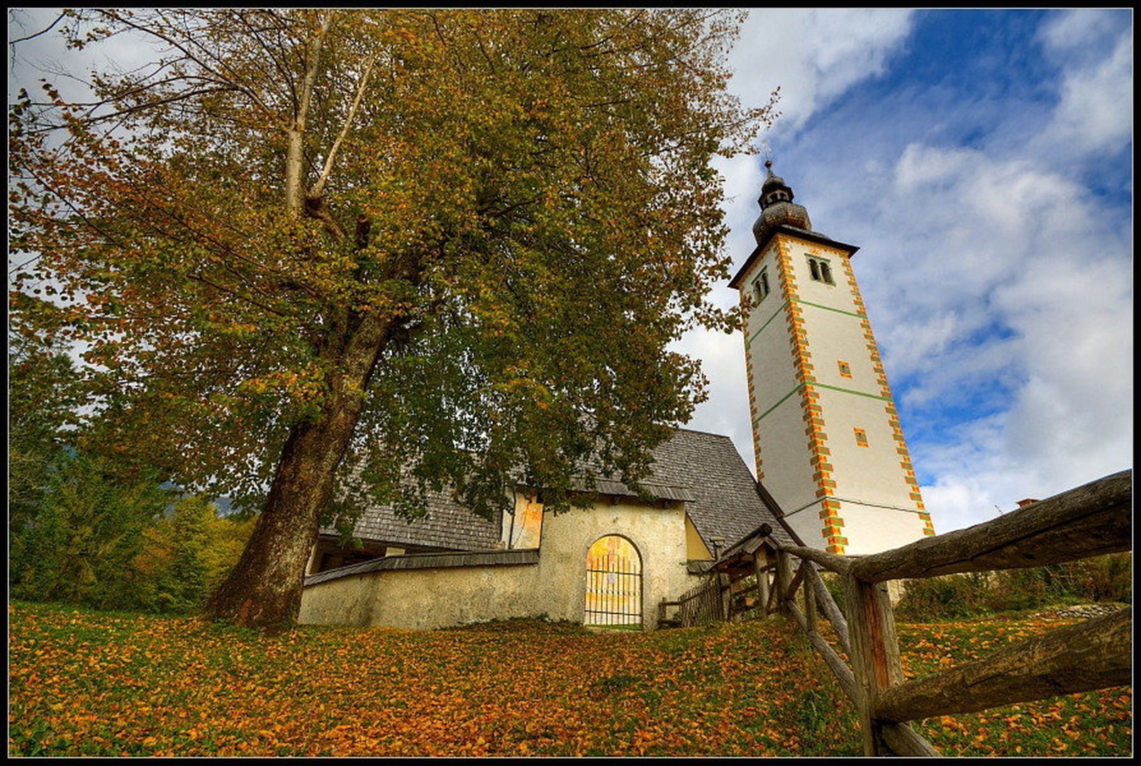 Cerkev Sv. Janeza by Boštjan Peterka