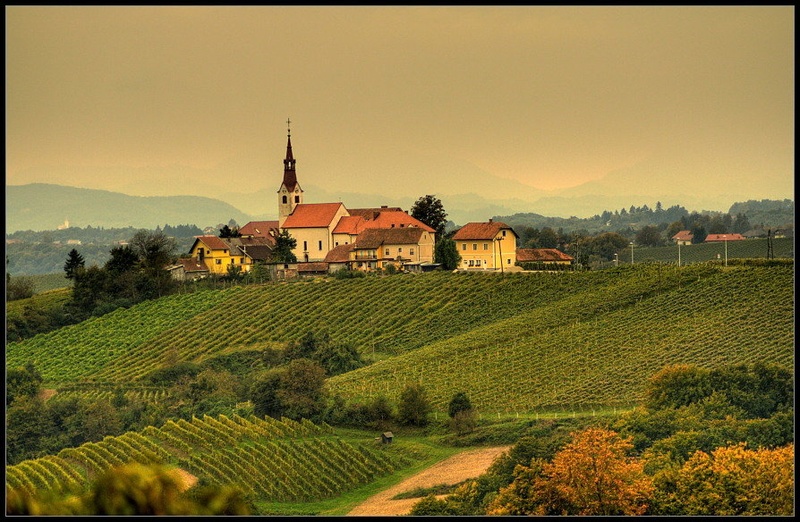 Svetinje by Boštjan Peterka