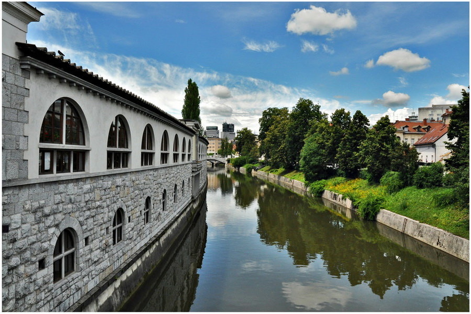 Ljubljana dan po polnoletnosti v samostojni Sloveniji by