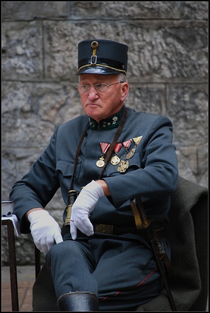 Hauptman by Andreja Šušteršič