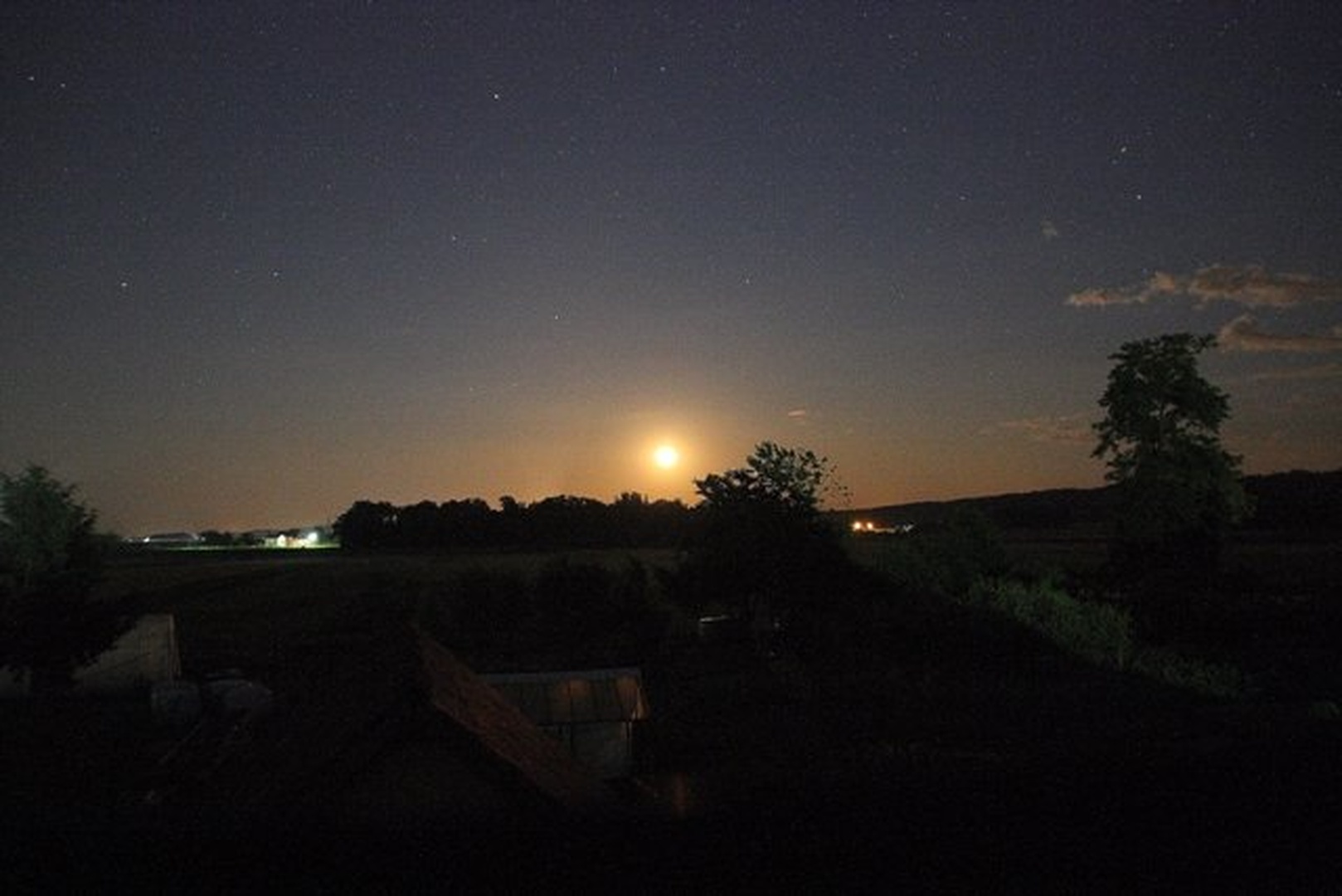 Luna sije... by Damjan K
