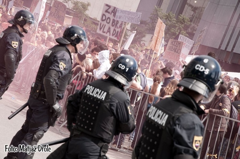 Vžgalo se je by Matjaz Drolc