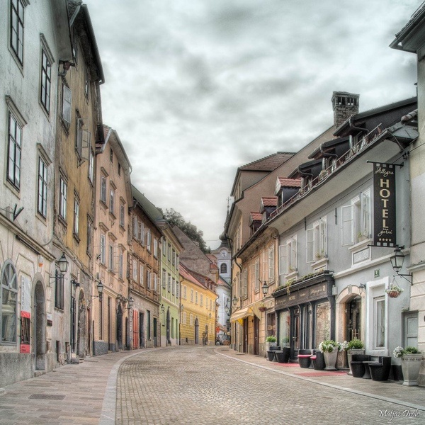 Barve Ljubljane by Matjaz Drolc