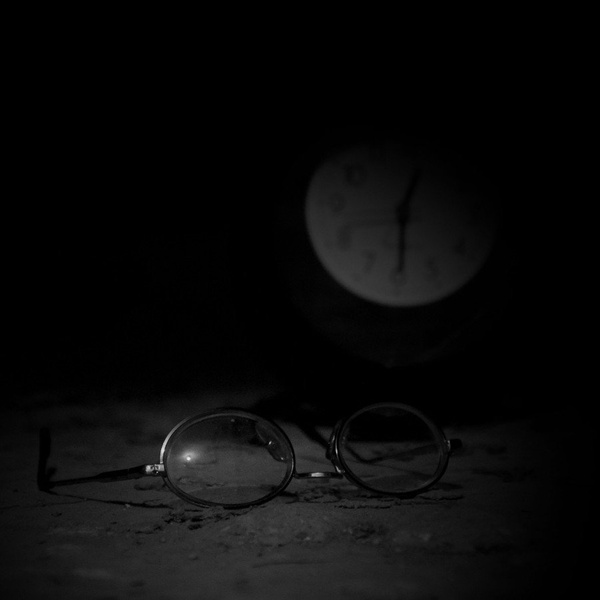 Neusmiljeni čas by Matjaz Drolc