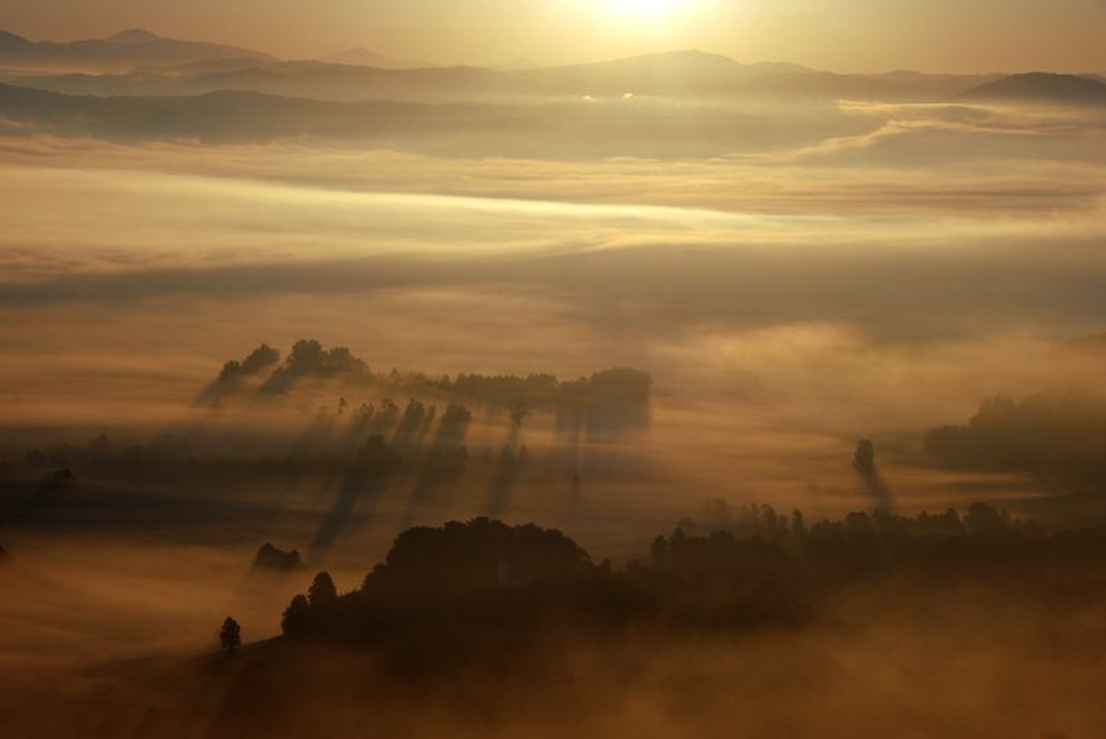 Jutranja atmosfera I by Tomaž B
