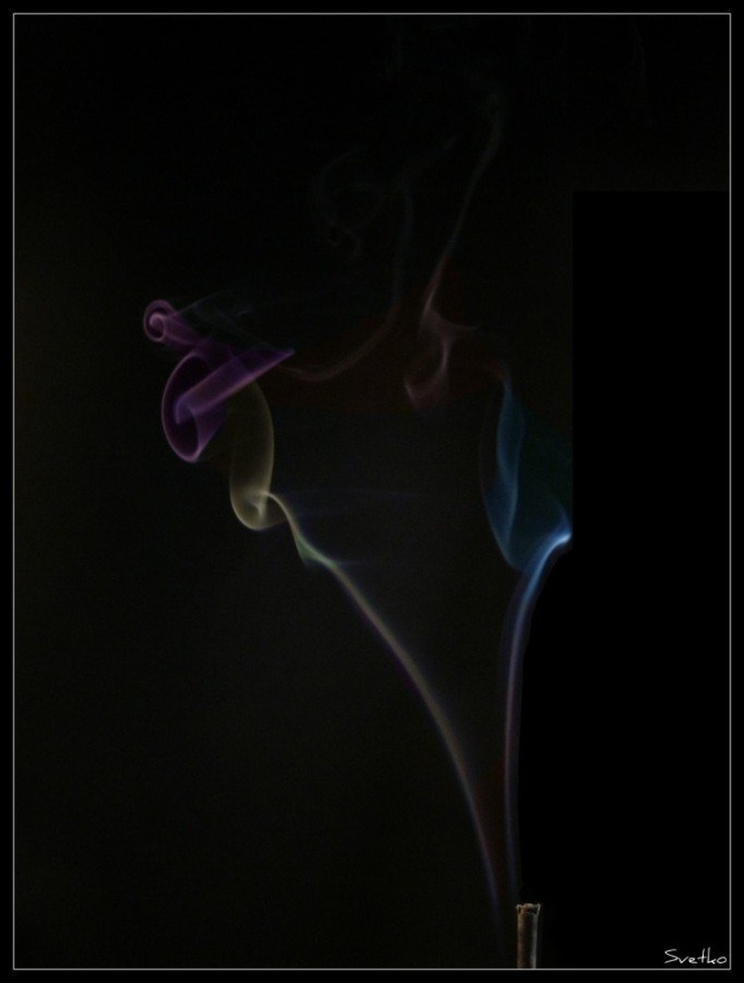 Color smoke by Luka Svetic