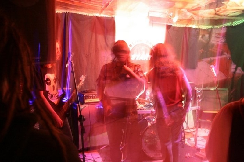 rock n roll ghosts by Miran