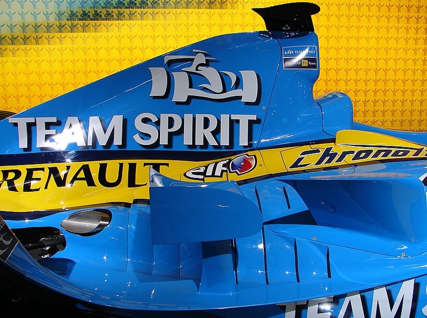 f1 by Andrej Gubič