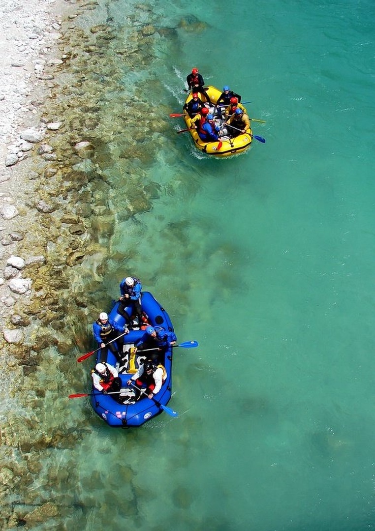 Soča river splash I. by Andrej Gubič