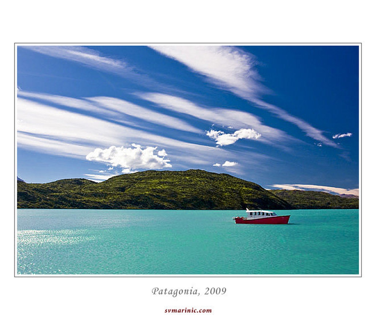 Lago Pehoe, Patagonia by Sebastijan Marinič