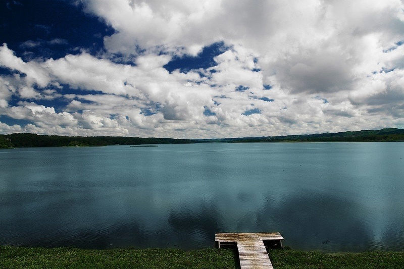 Jezero Peten by Urban Rotar