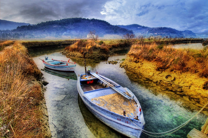 Barčice by Sandi Lovrečič
