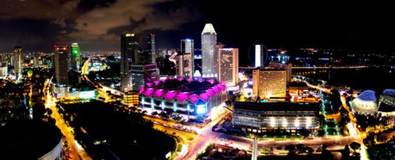 Singapur at night by McFan