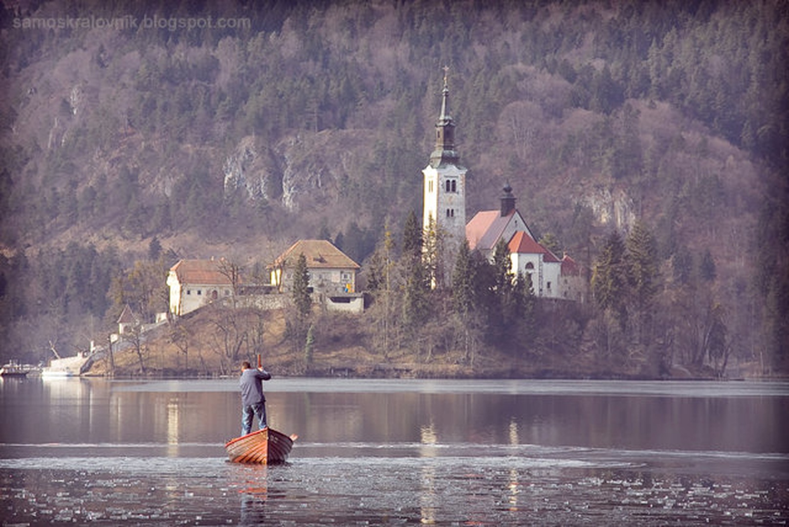 Kremšnita ... za fotoaparat! by Samo Skralovnik