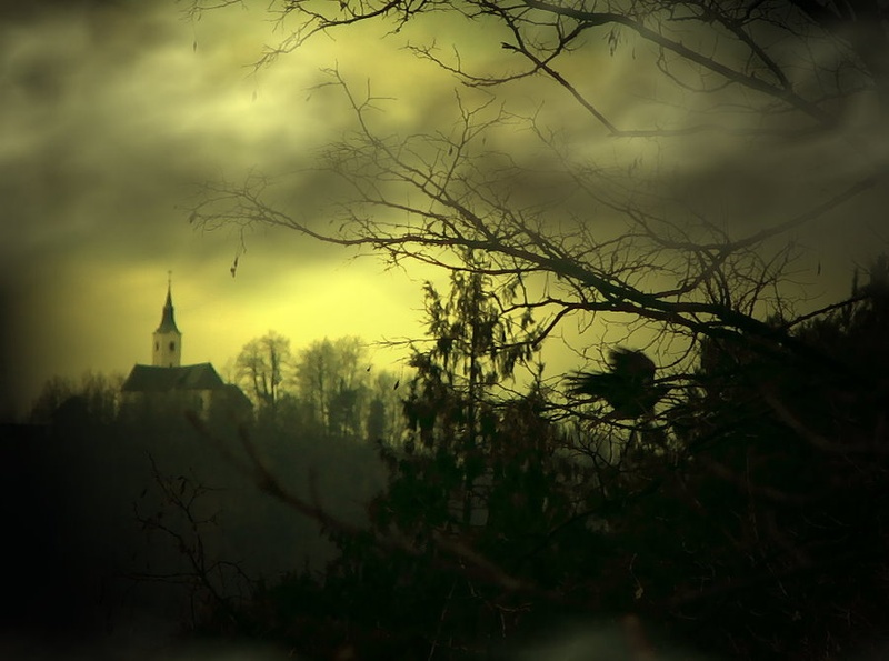 domov by march