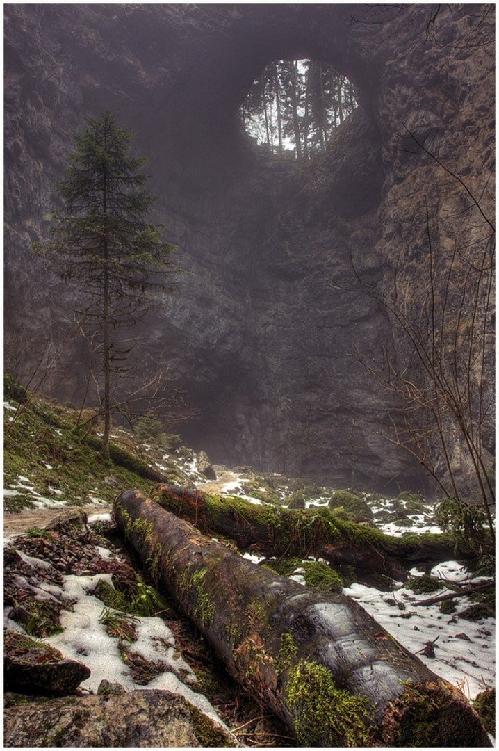 Hole in the wall by Marek Gerthofer