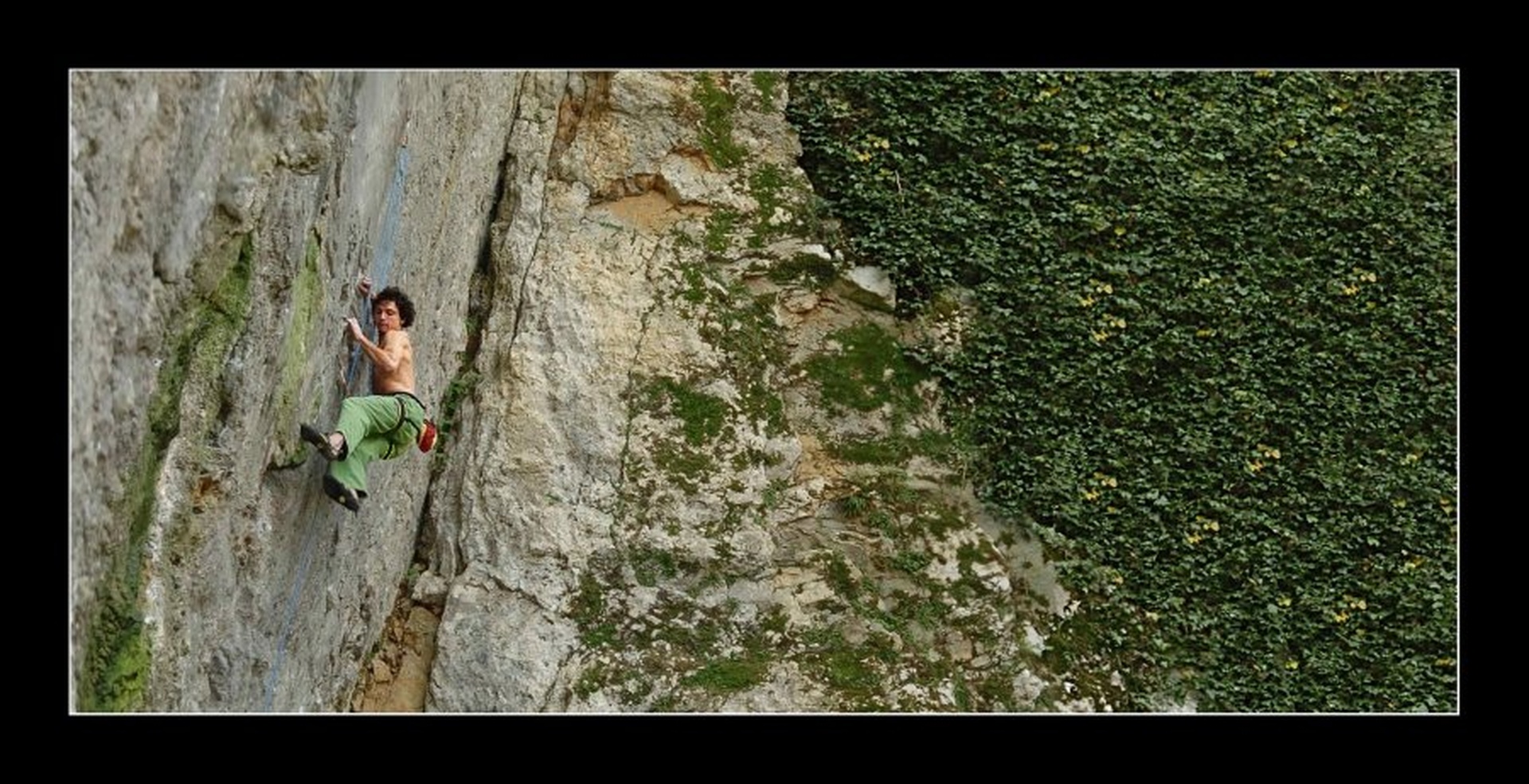 Plezalec v smeri by