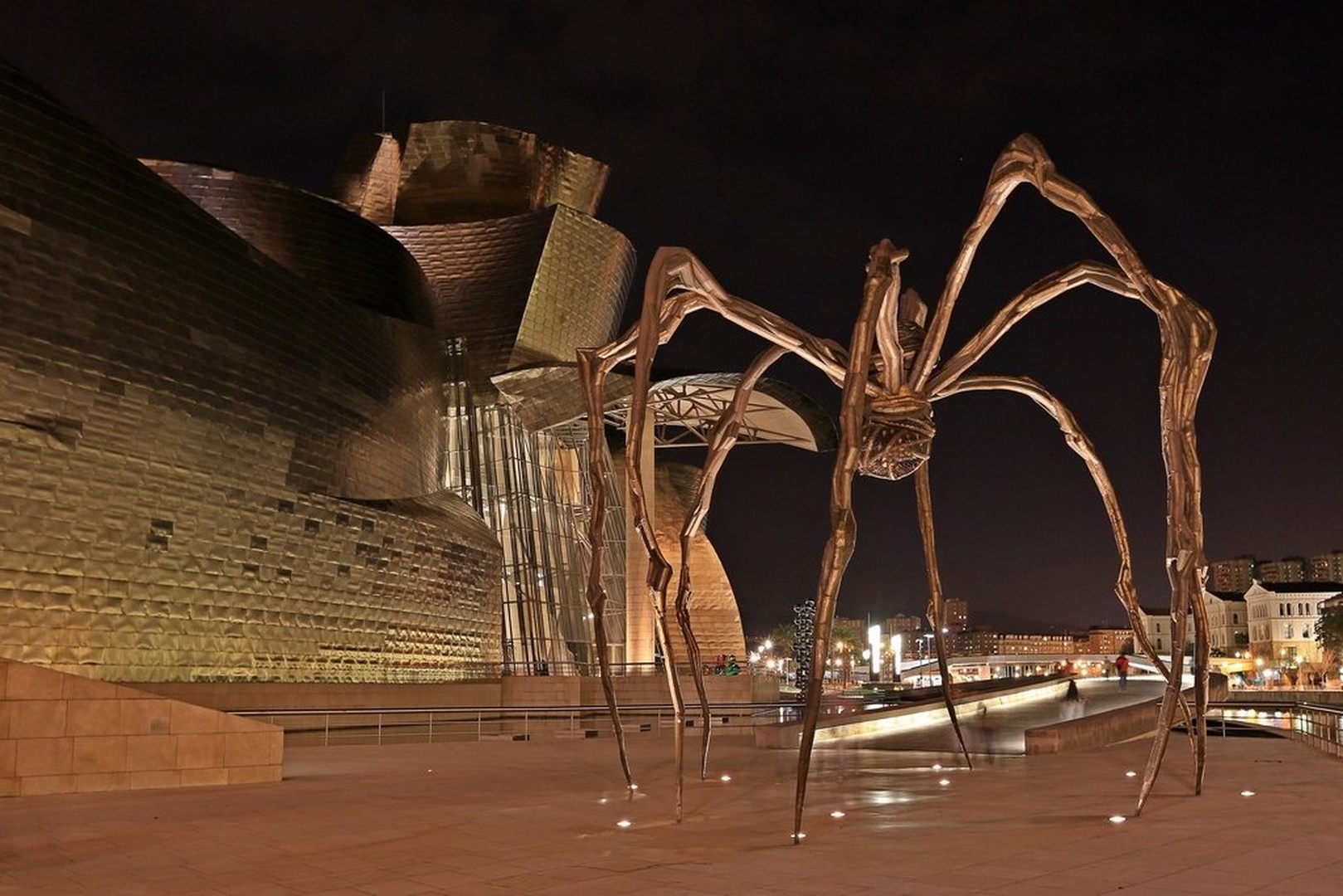 Guggenheim Bilbao by Blaž Črepinšek