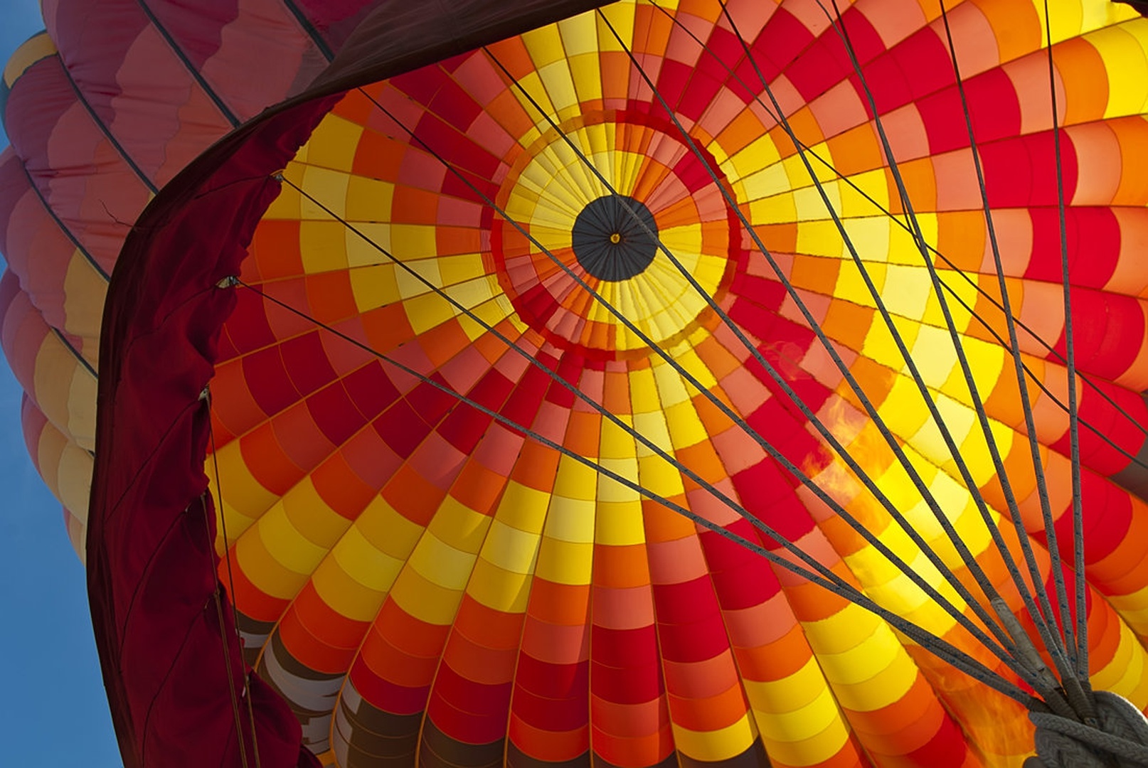 balon in nebo by Blaž