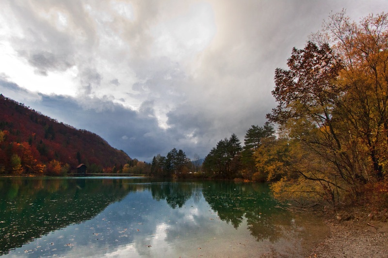 Završniško jezero by Jure Korez