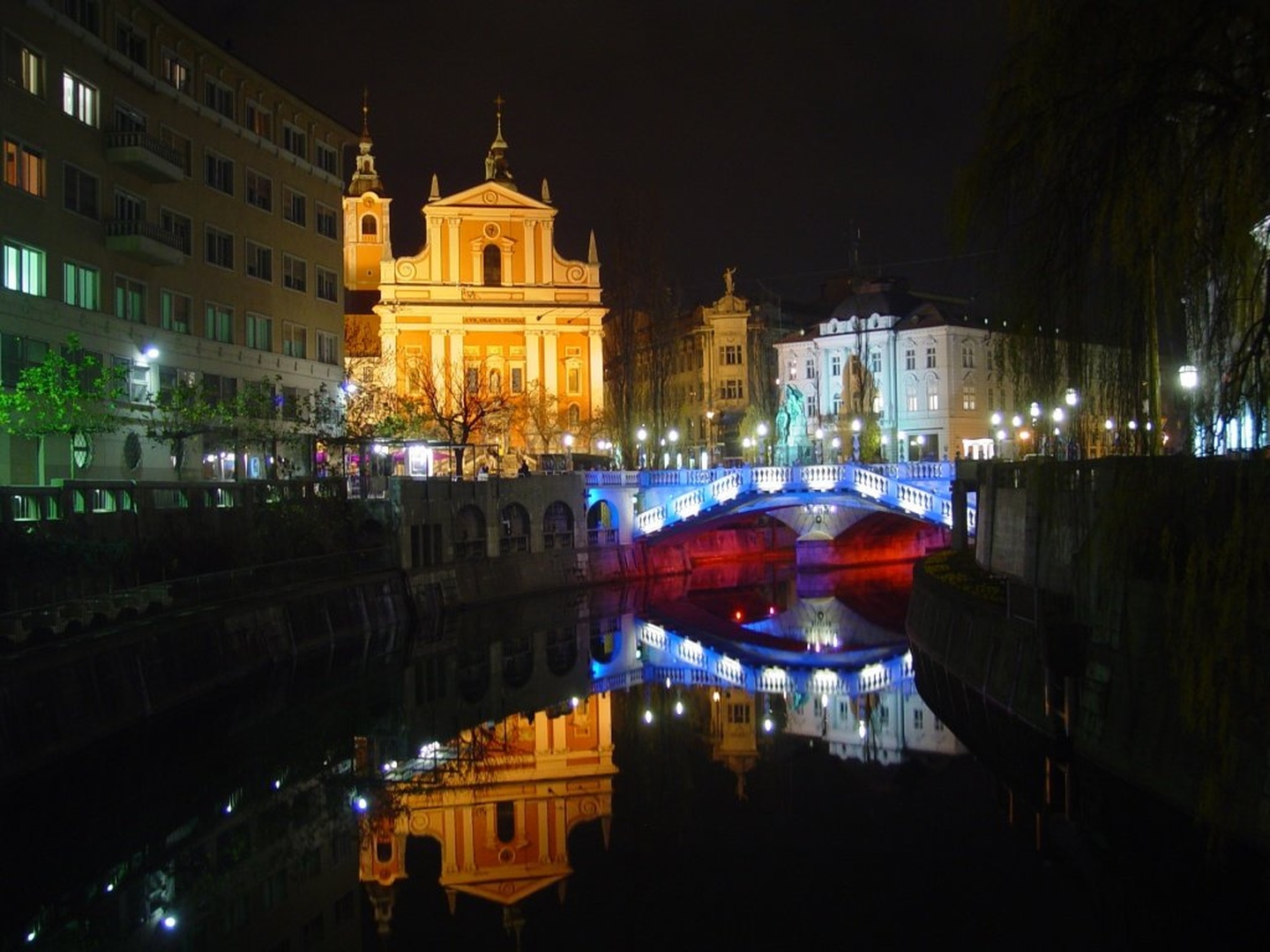 Nočna Ljubljana by