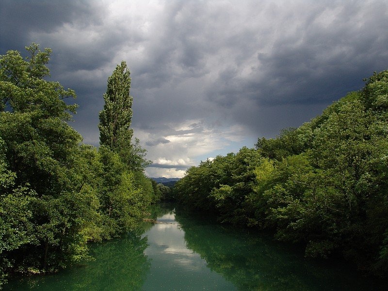 Pred nevihto by dushan