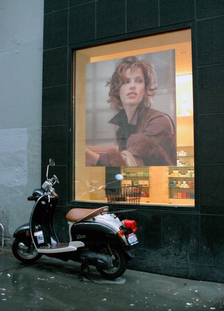 Vespa by dee