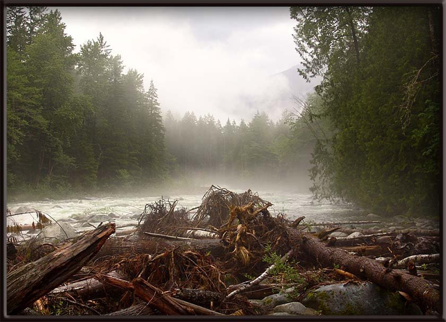 Mystic River by dee