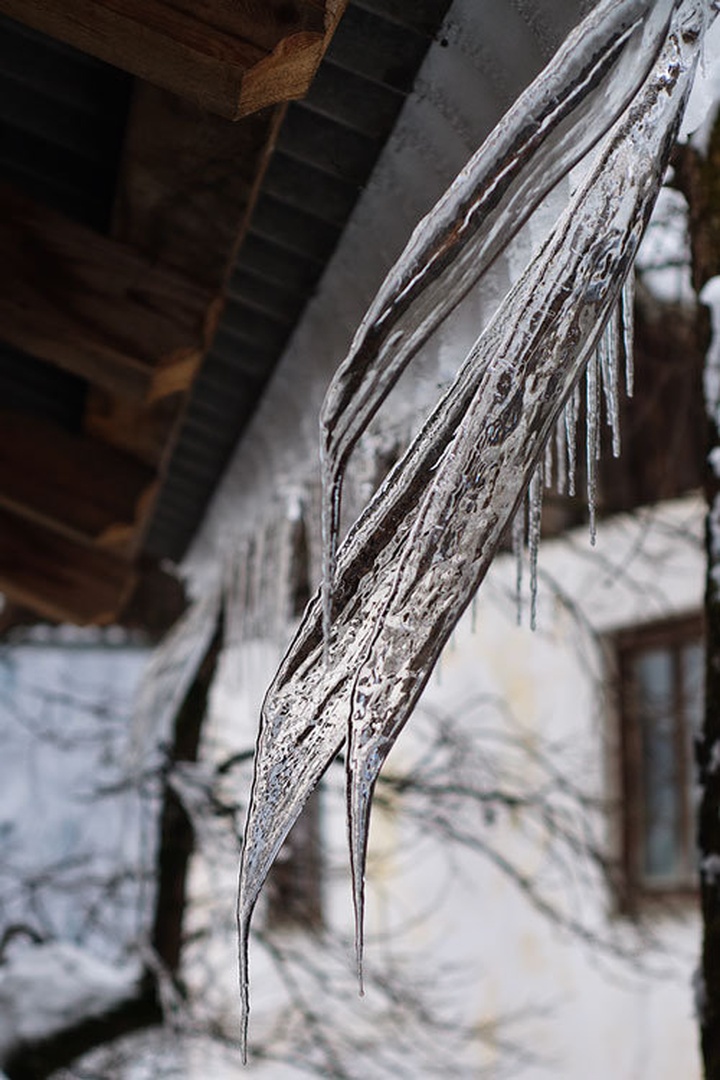 Studor below zero - 2 by Andy Aungthwin