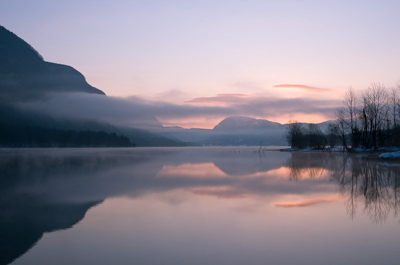 EV1 by Andy Aungthwin