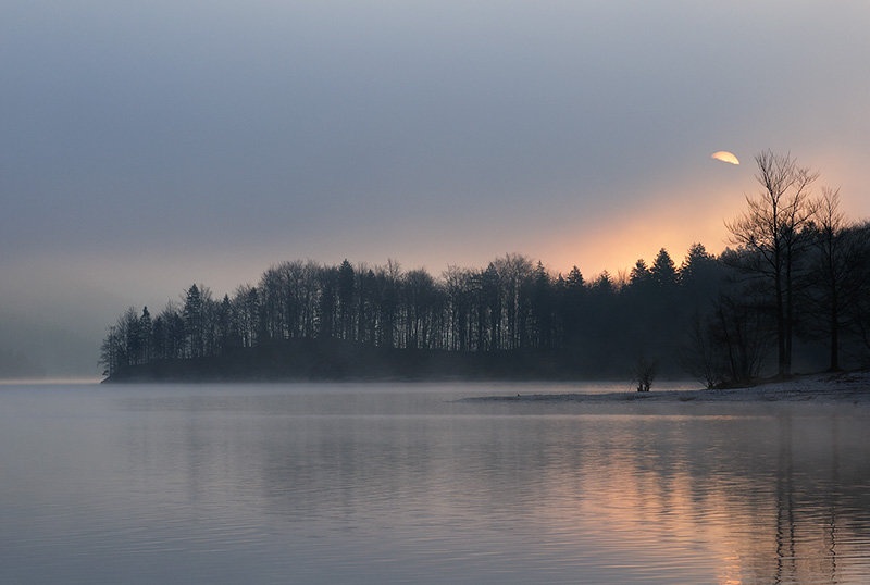 Untitled by Andy Aungthwin