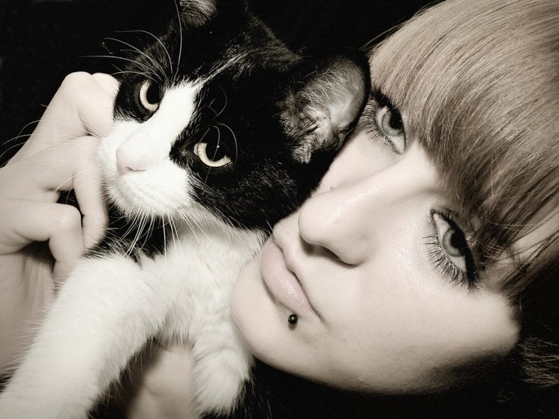 Leeloo & Alja by Dino