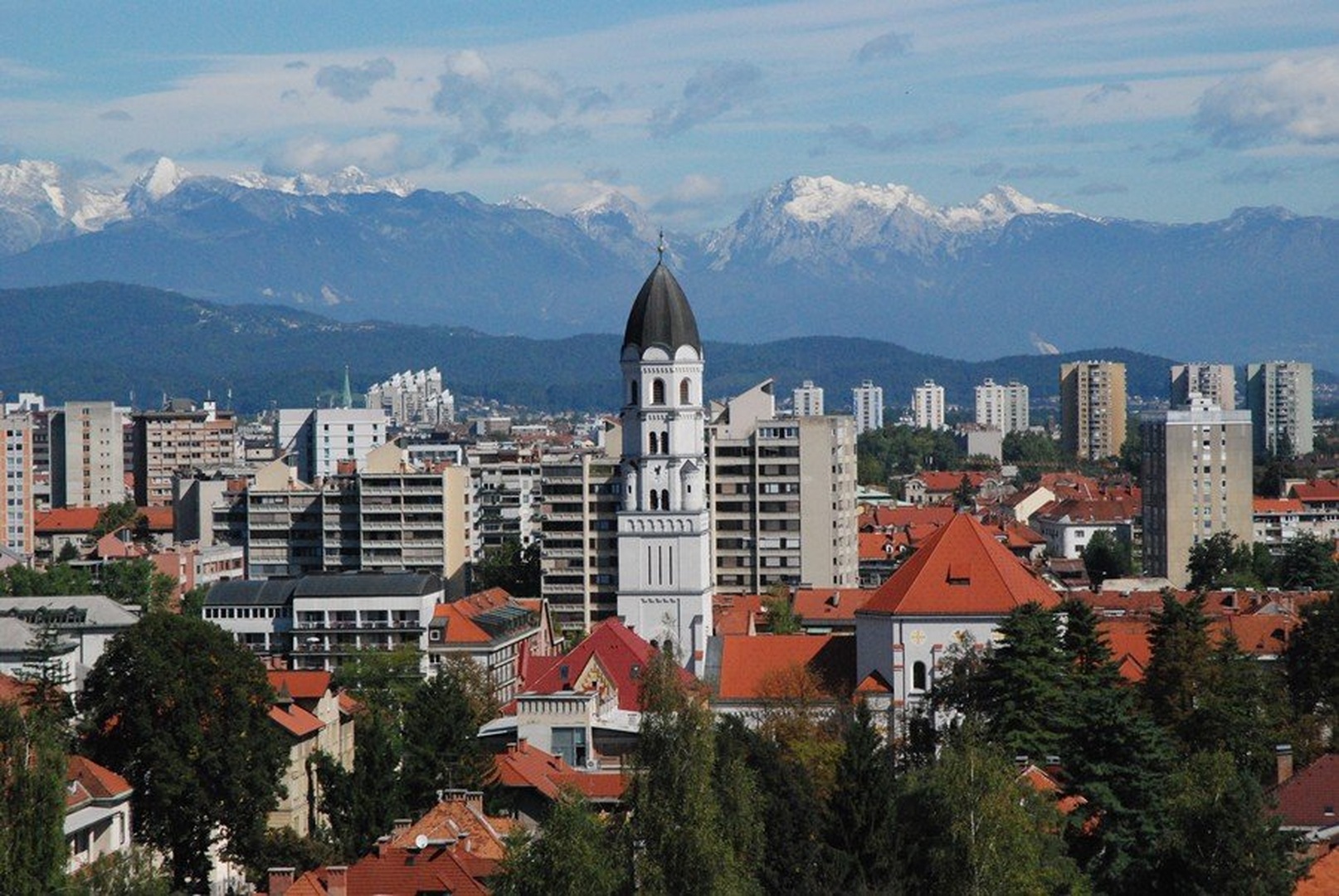 Pogled z gradu by Marjan Verovšek