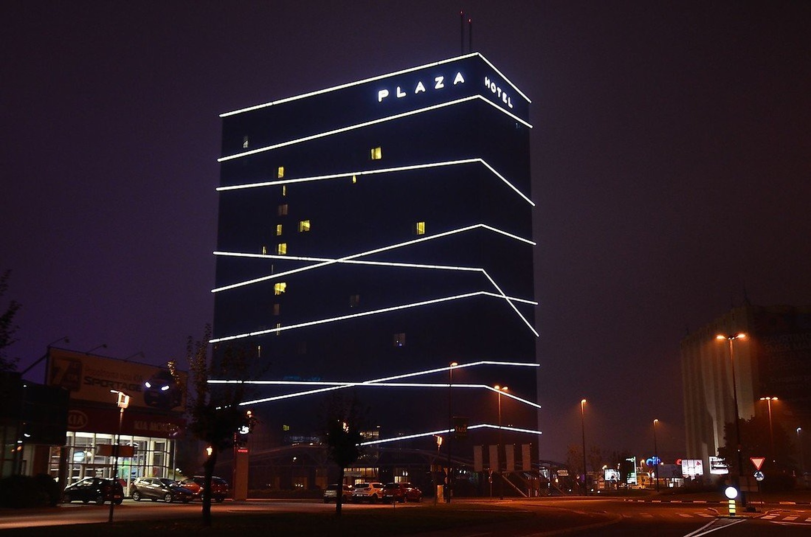 Plaza by night by