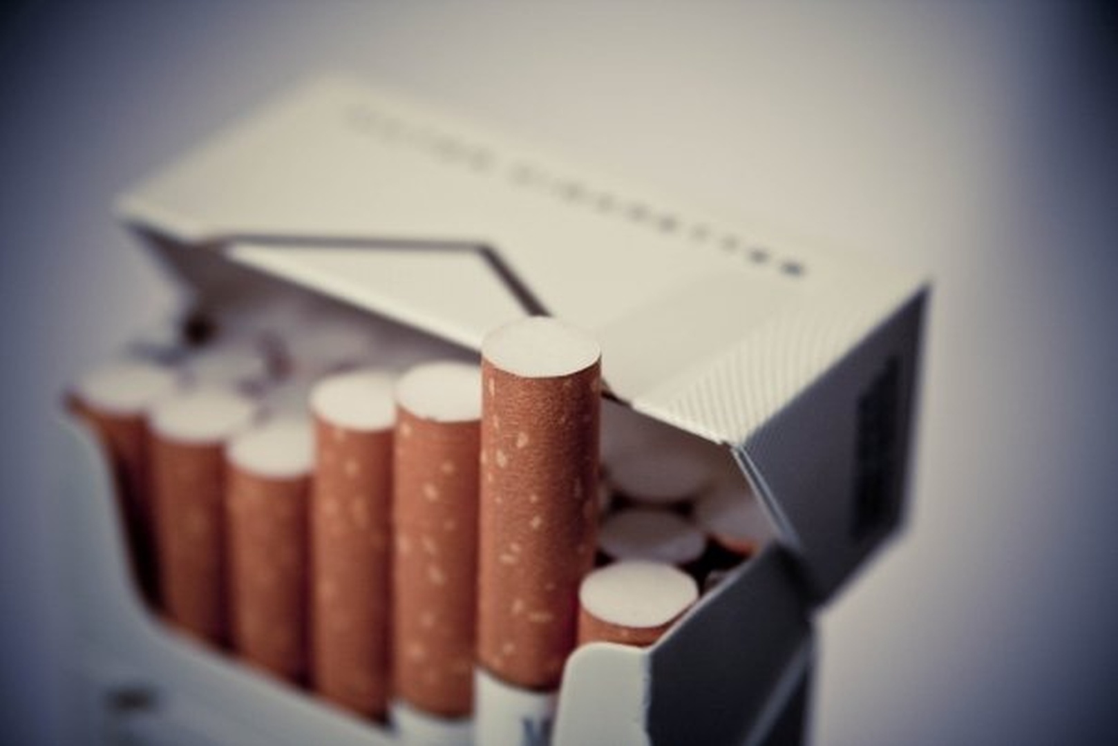 Cigareti by