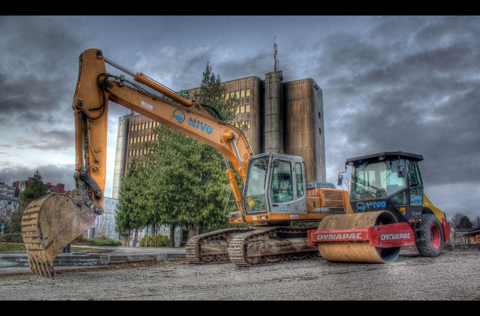 Liebherr by Denis Sodrznik