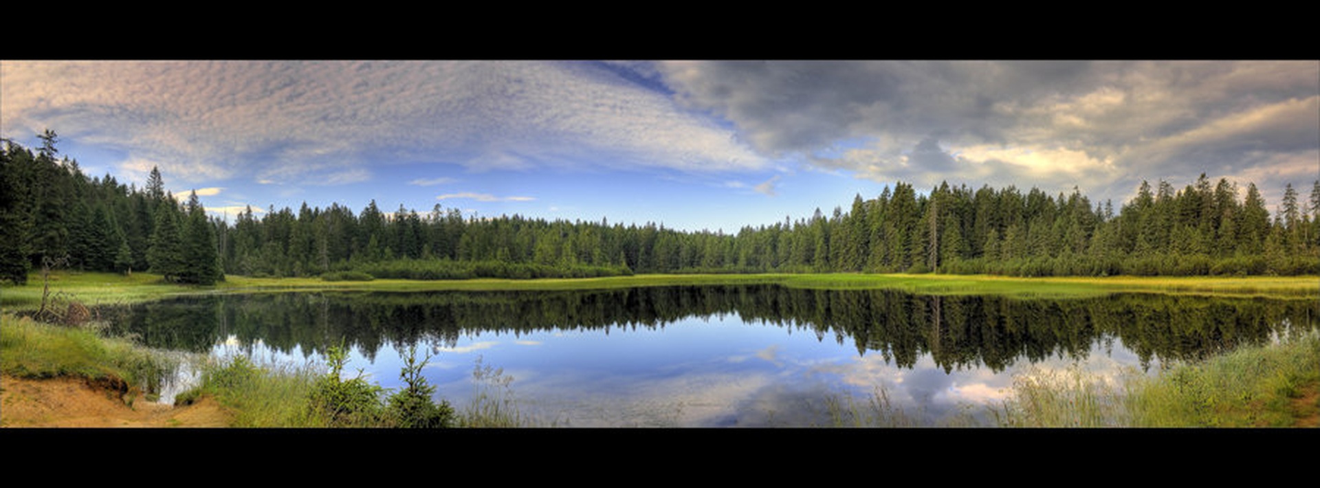 Črno jezero by Denis Sodrznik