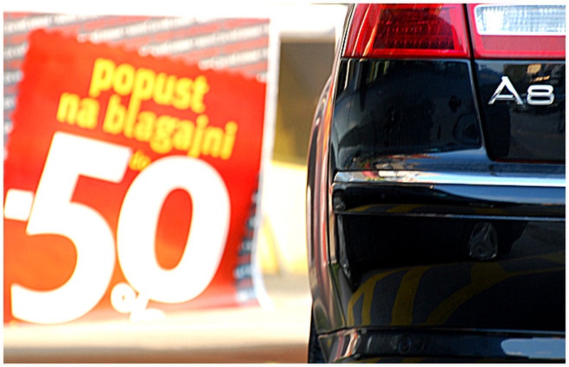 Popust na blagajni ! by simon godec