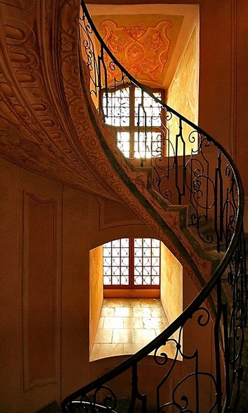 Two windows by Robert Pihlar