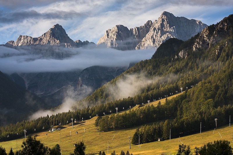 Jutro v Kranjski Gori by Jure Batagelj
