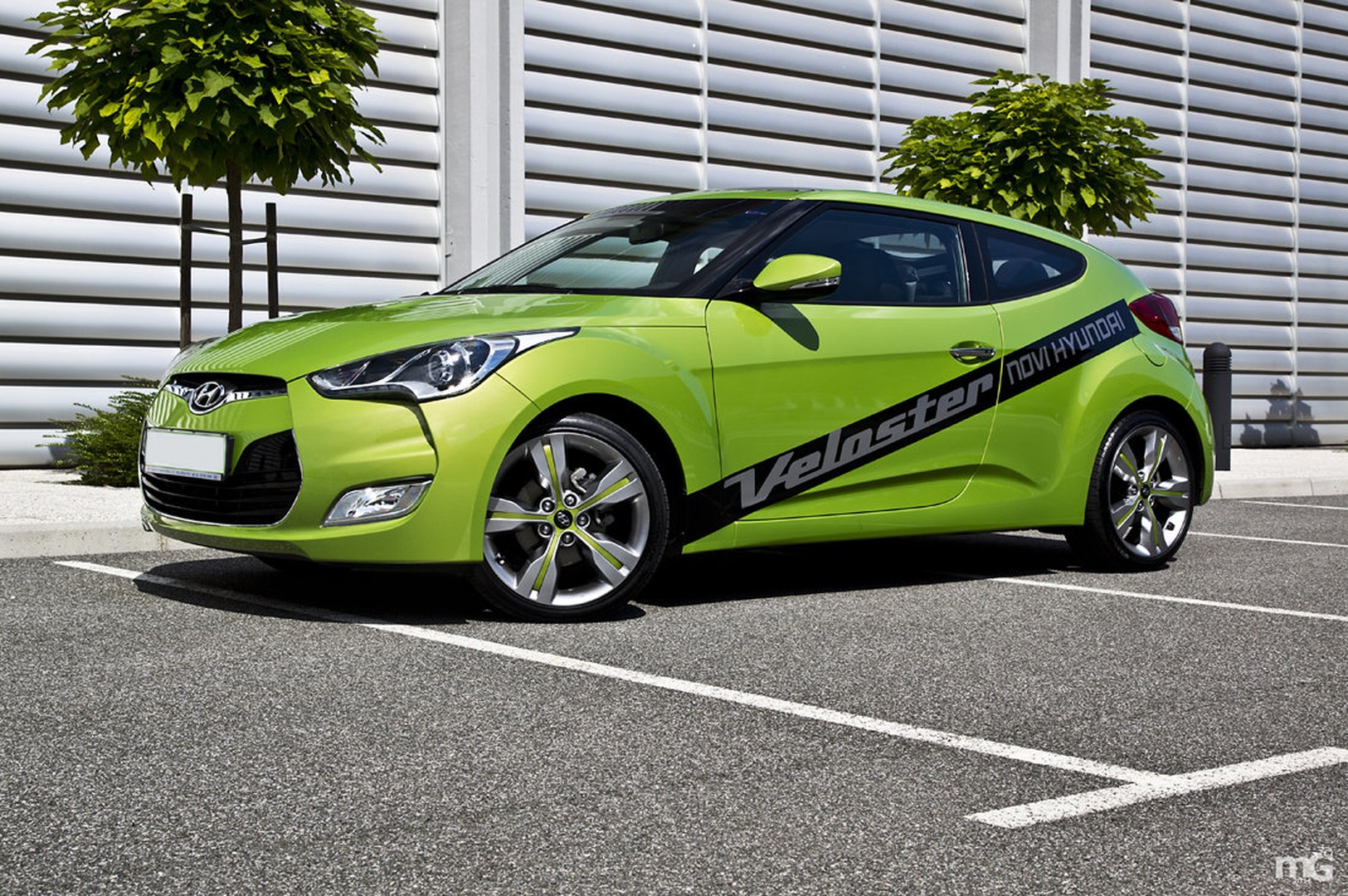 Hyundai Veloster by Matej G.