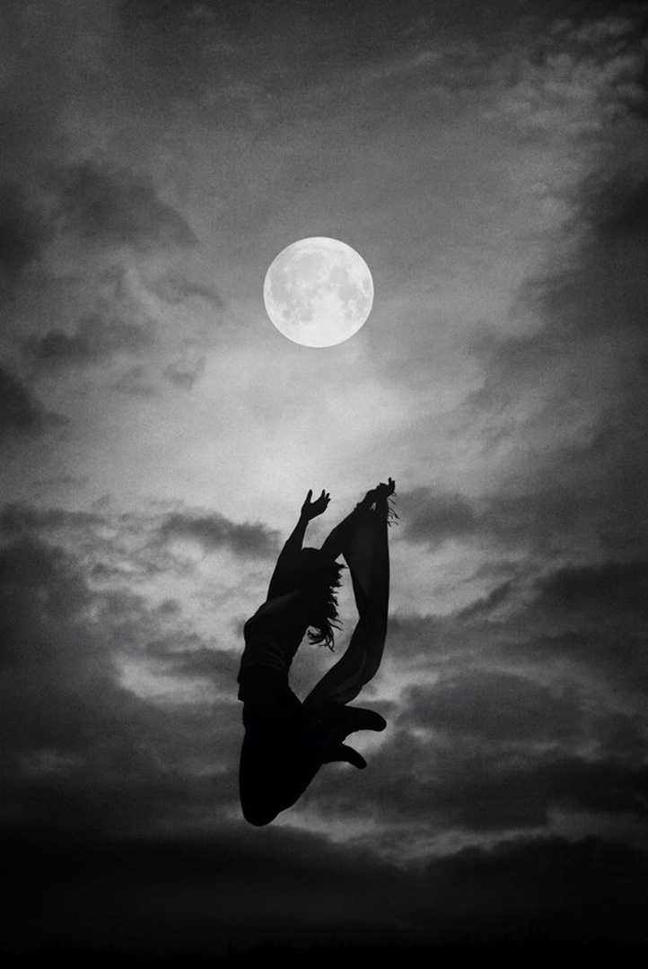 Fly Me To The Moon by Marina Filipović