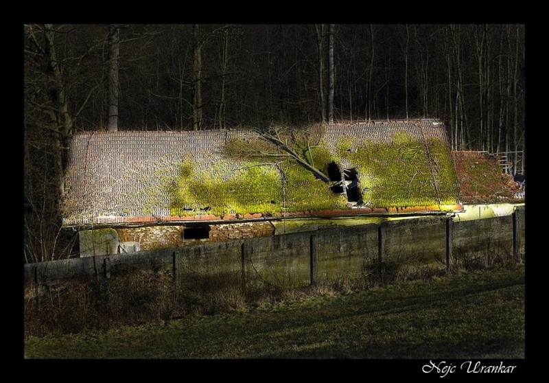 mysterious house by trobetica