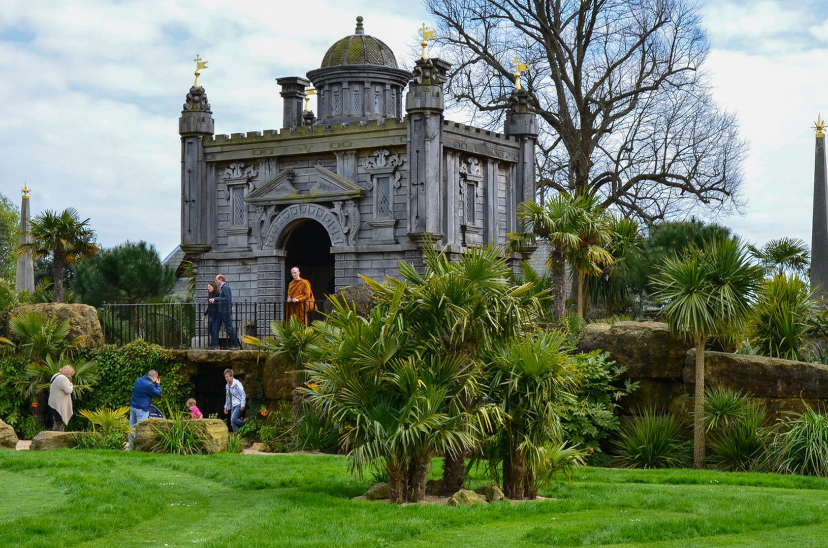 Botanical Garden - Arundel castle by Marjan