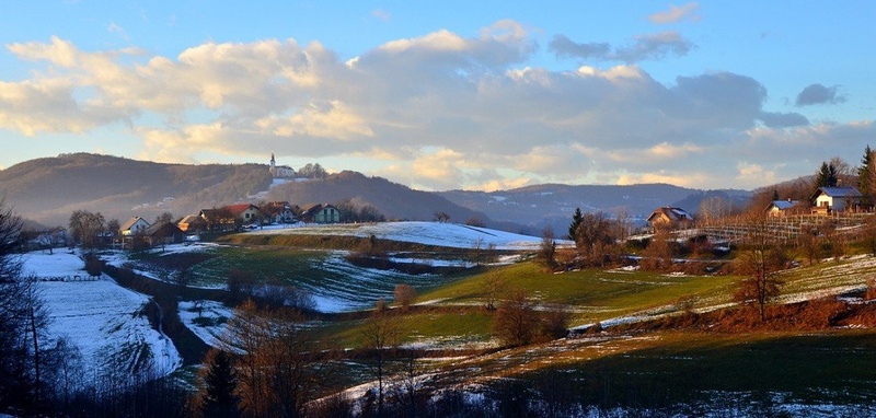 Pogled na Zaplaz by Marjan