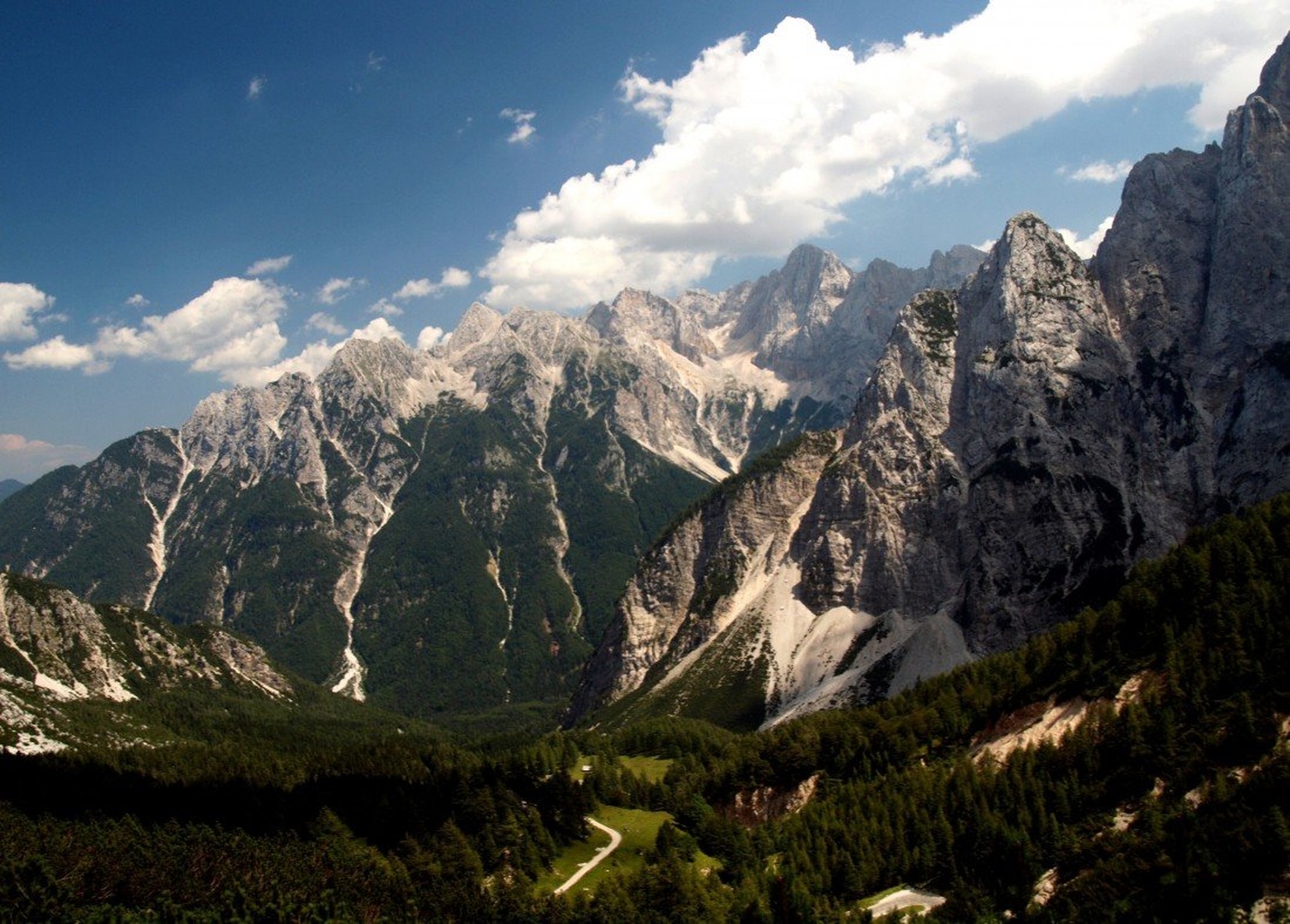 Julijci by Franci Medved