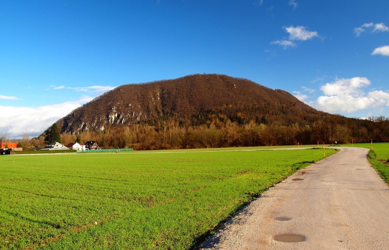 Grmada in Šmarna gora by Franci Medved